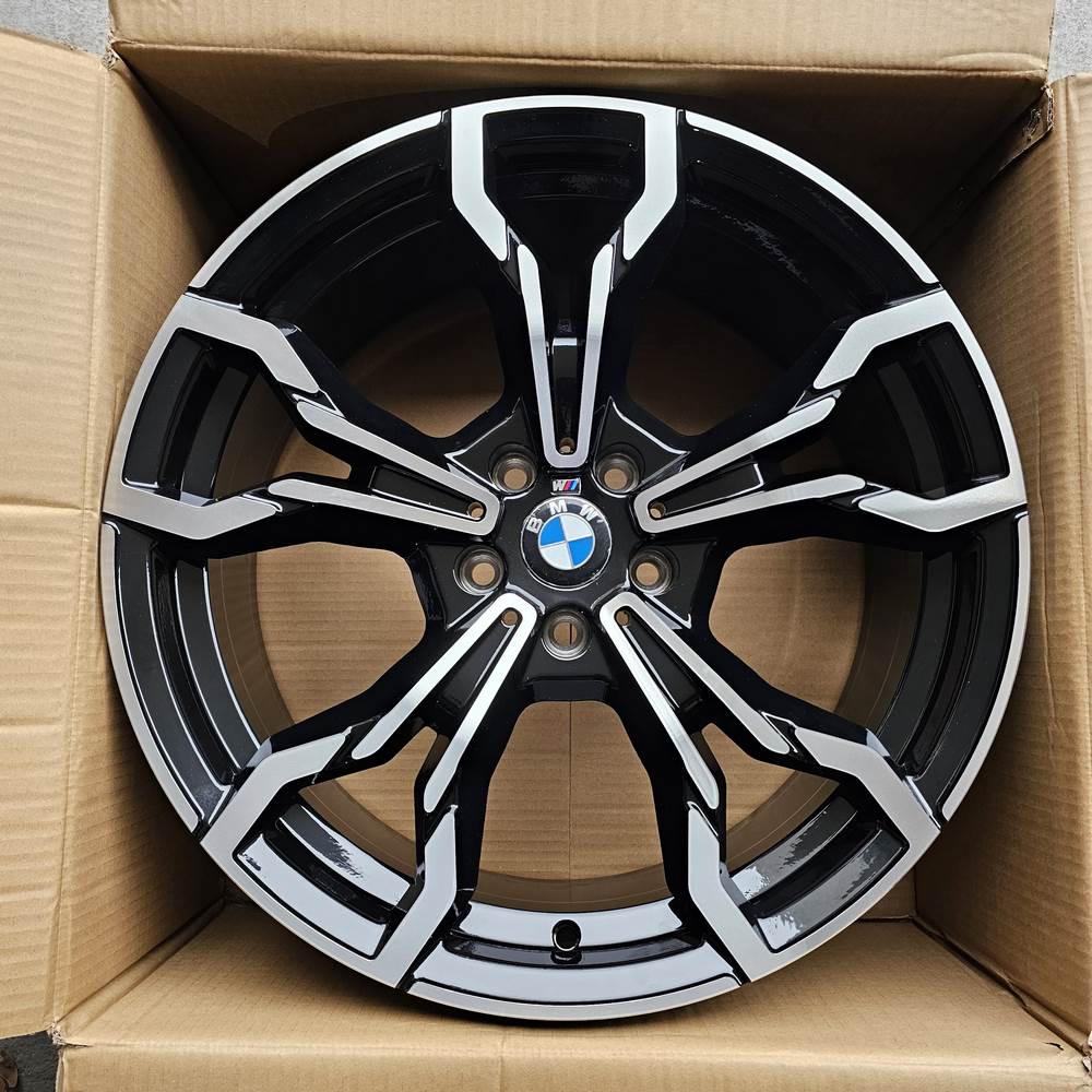 Alu Felne - 8J x18 ET33 5X120